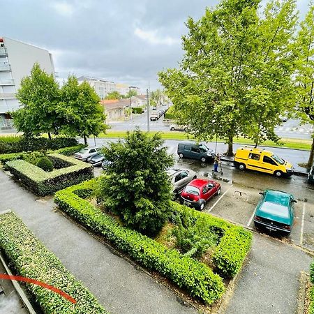 Luminous Apartment With Parking Near The City Center Сенон Экстерьер фото