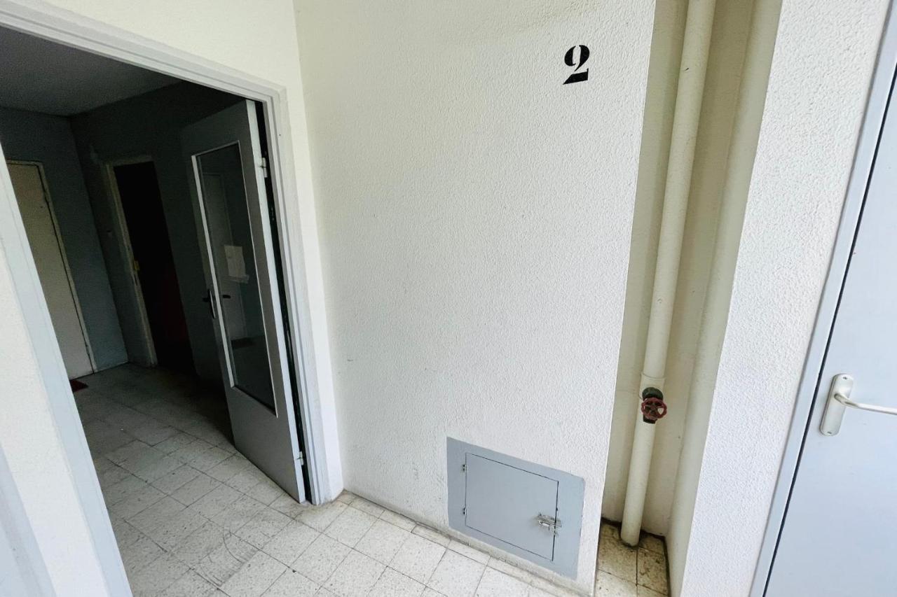 Luminous Apartment With Parking Near The City Center Сенон Экстерьер фото