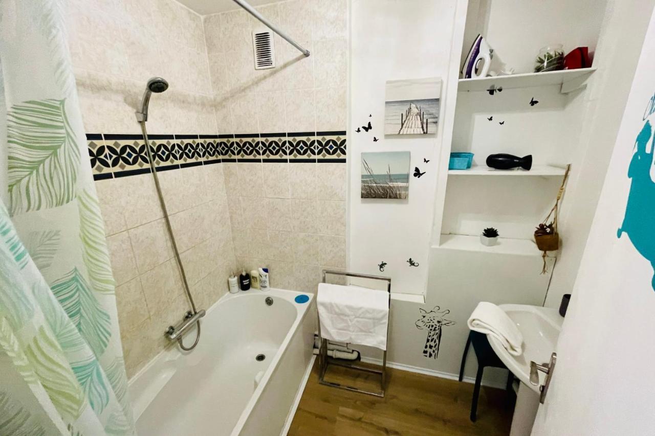 Luminous Apartment With Parking Near The City Center Сенон Экстерьер фото
