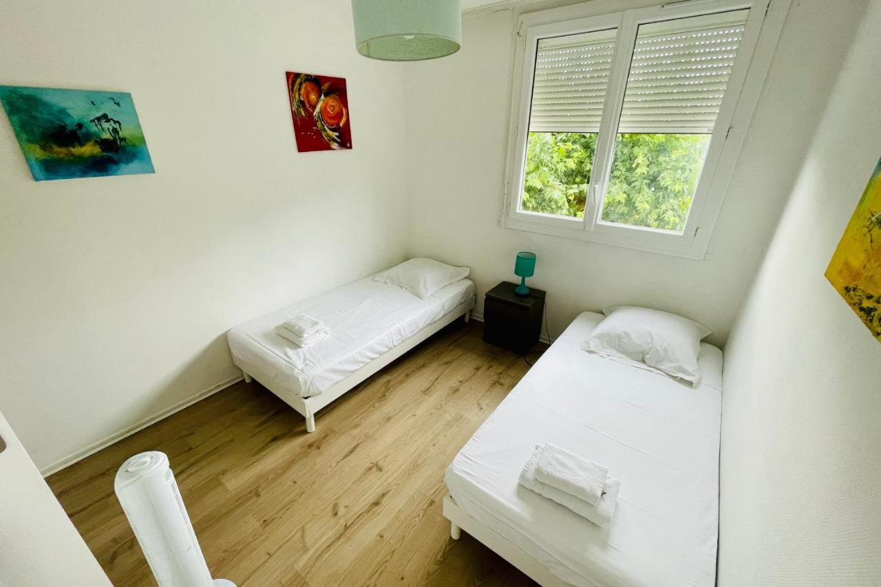 Luminous Apartment With Parking Near The City Center Сенон Экстерьер фото
